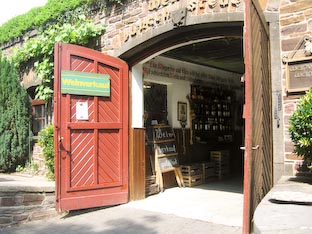 Ferienwohnung -  Ausblick - 
Weingut -  Mosel-Eindrücke